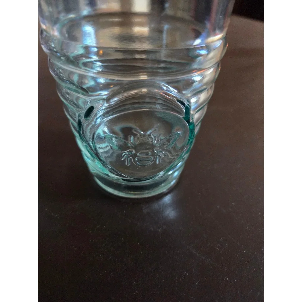 Couronne Co. pair bee